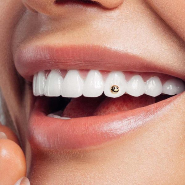 137 Smiley tooth gem twinkles dental